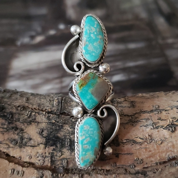 Native American Navajo Jewelry - Navajo Sterling Silver Turquoise Ring Sz 7..5